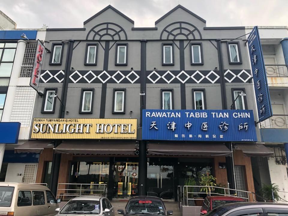 Sunlight Hotel Kulai Exterior photo