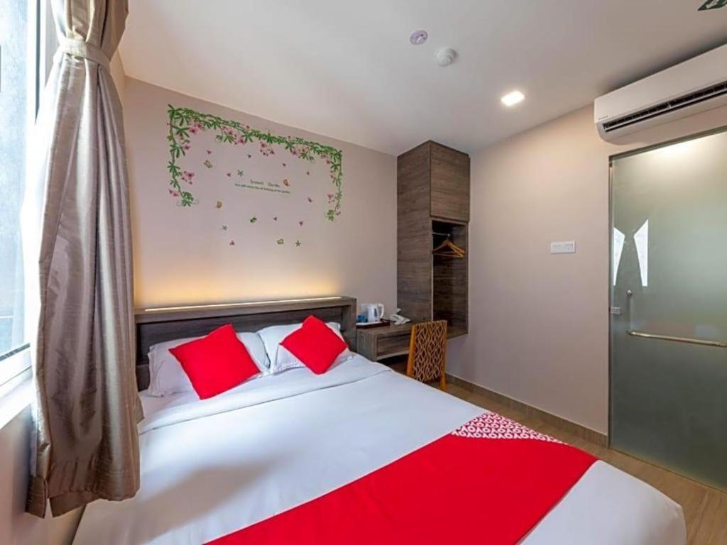 Sunlight Hotel Kulai Exterior photo